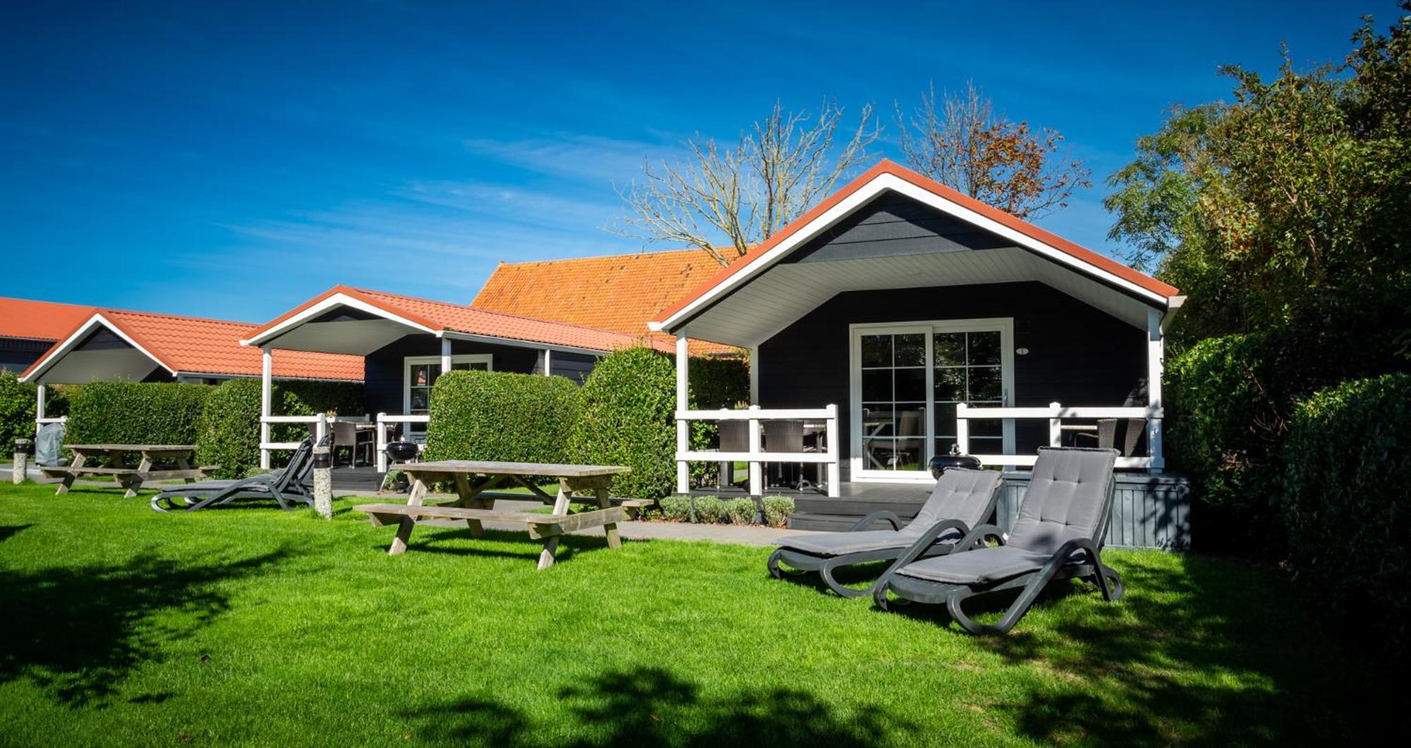 Lodges De Driesprong Домбург Екстериор снимка