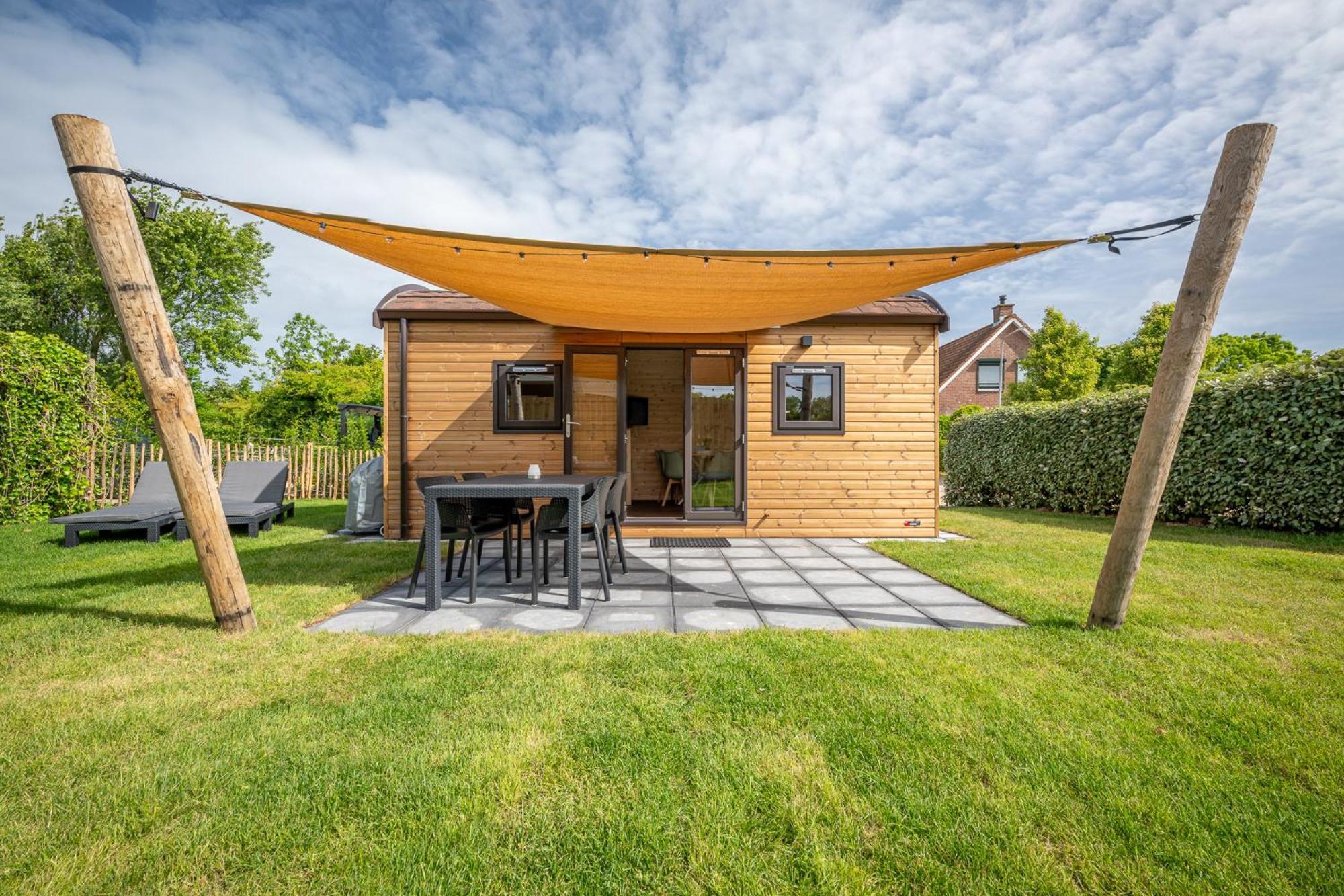 Lodges De Driesprong Домбург Екстериор снимка