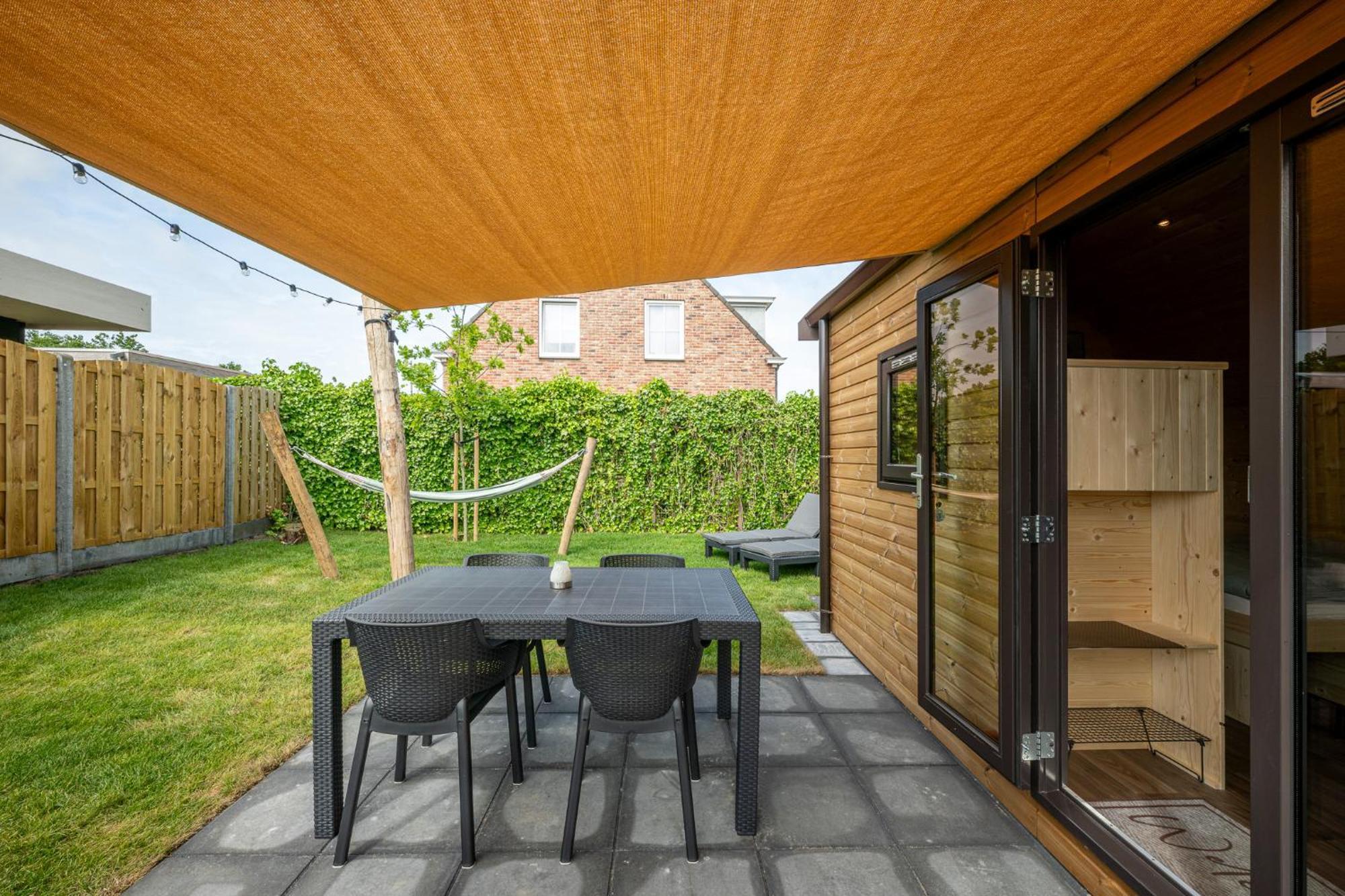 Lodges De Driesprong Домбург Екстериор снимка