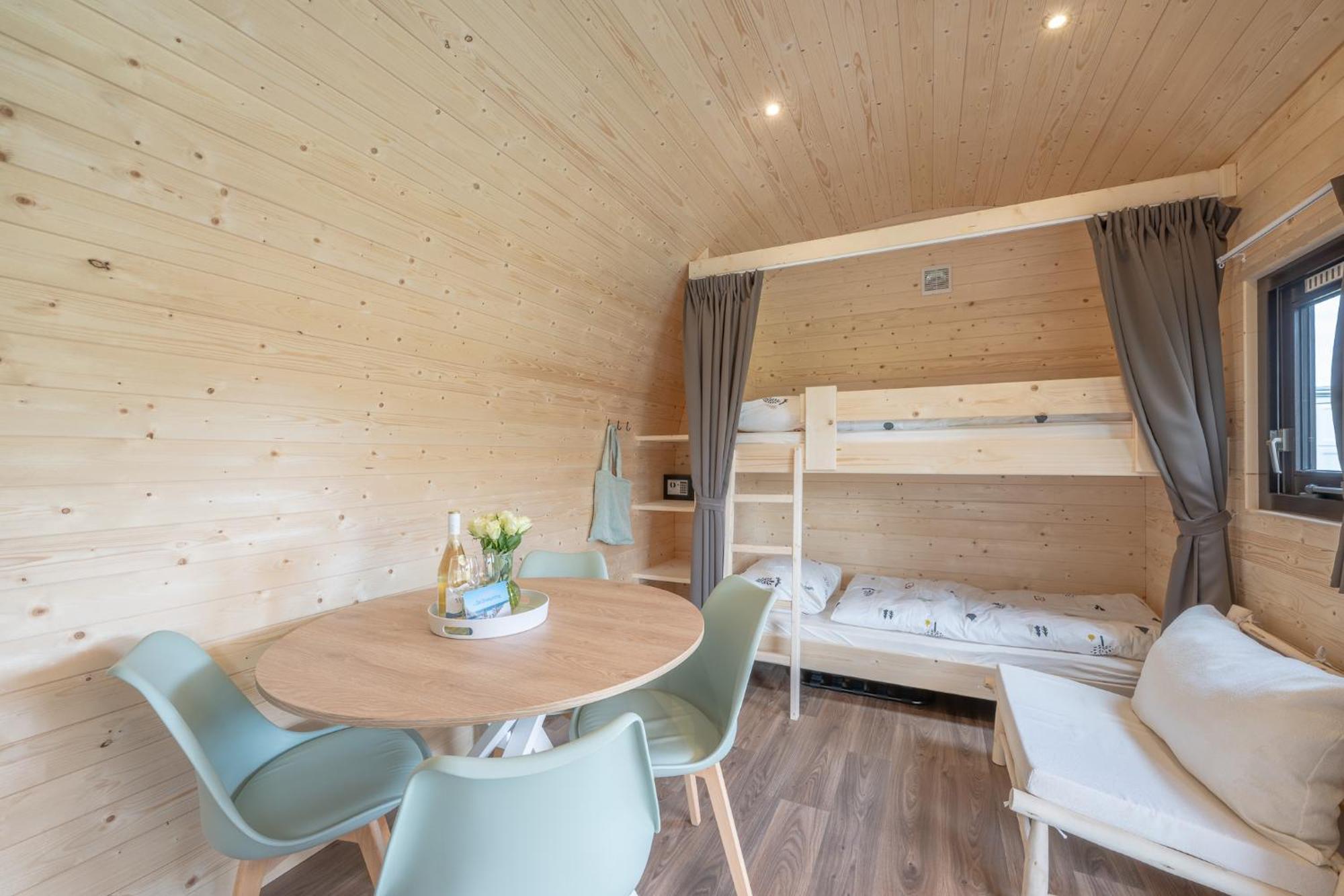 Lodges De Driesprong Домбург Екстериор снимка